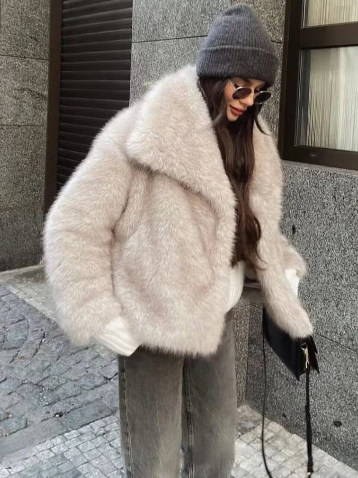 Marie | Luxurious Fluffy Jacket