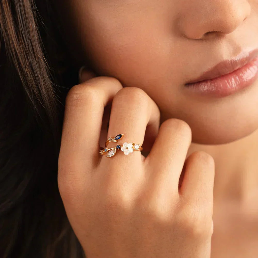 Gwenda | Gold Blossom Ring