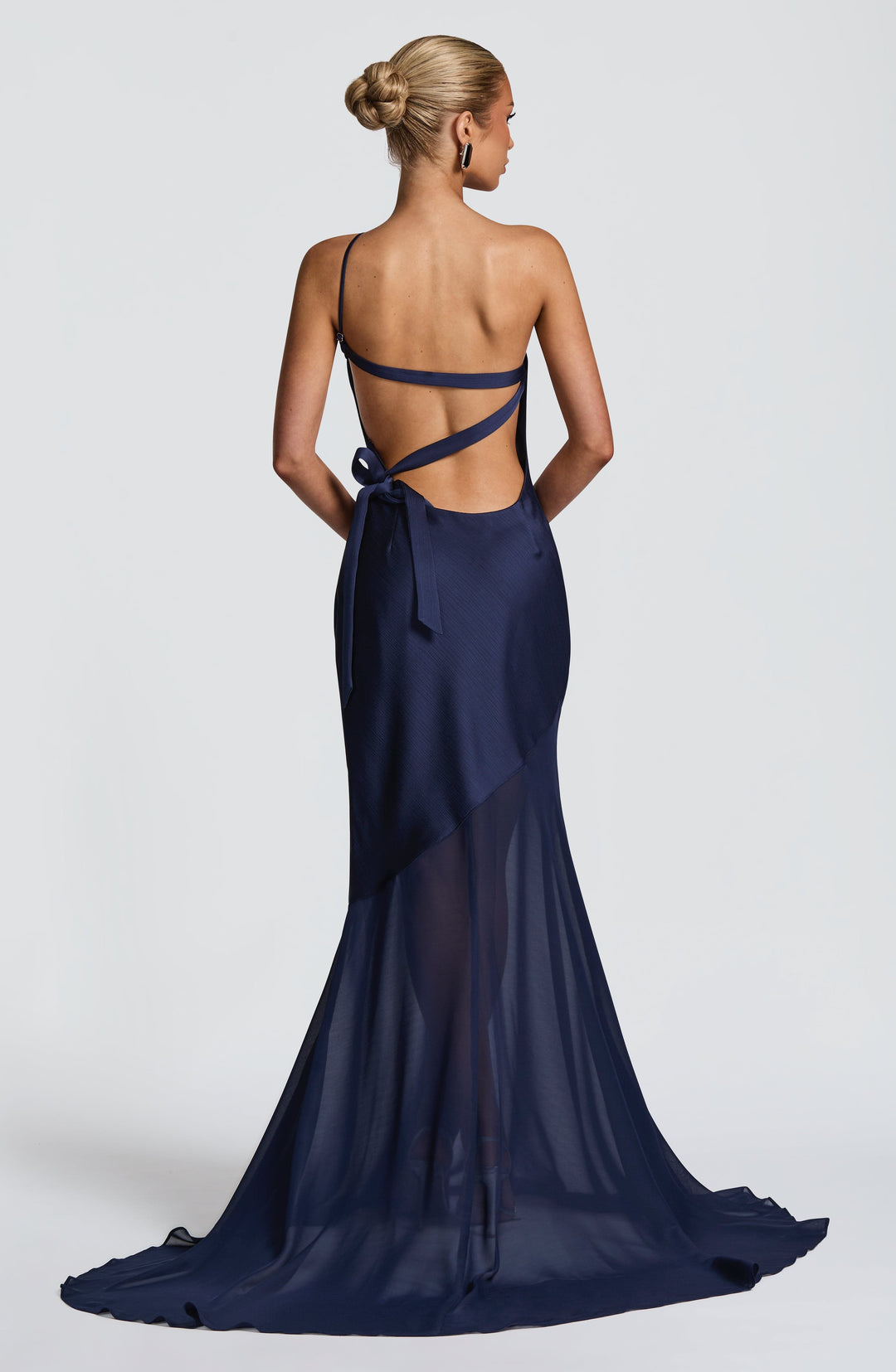 Maxine | Fable Gown in Navy